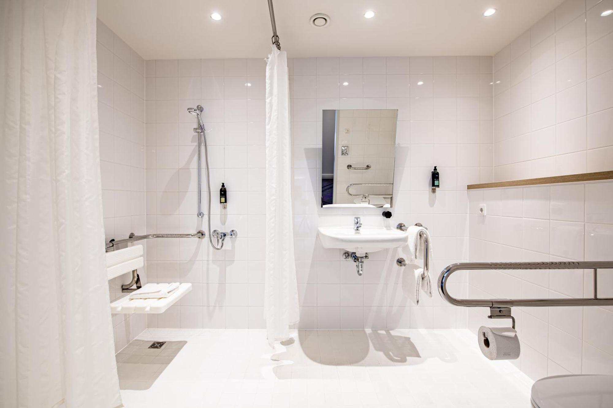 Premier Inn Muenchen Messe Haar  Exterior photo