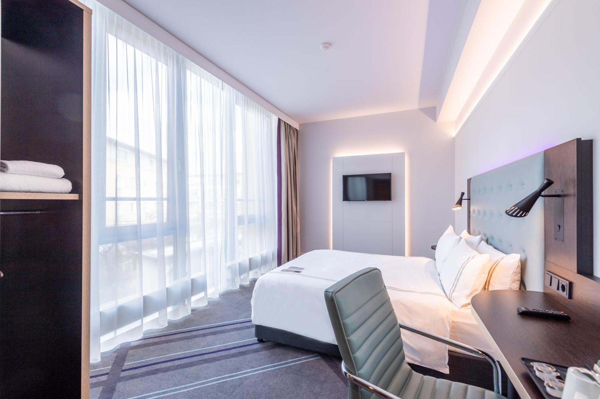 Premier Inn Muenchen Messe Haar  Exterior photo